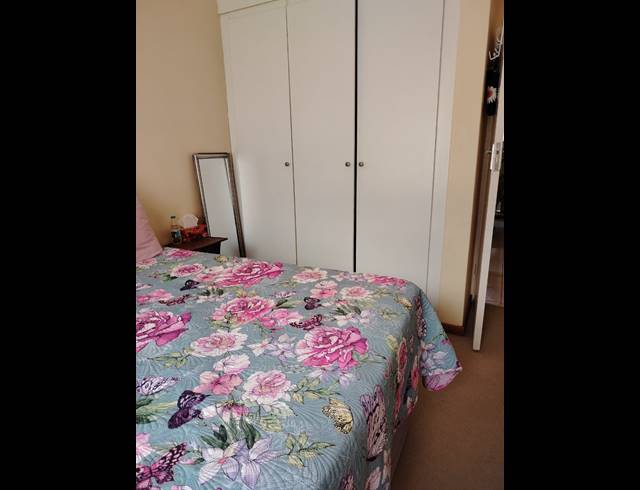 2 BEDROOM APARTMENT FOR SALE IN PIONEER PARK